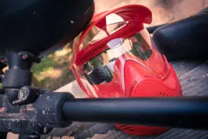 Casque de paintball rouge